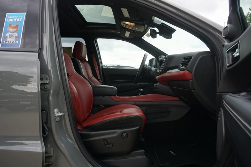 Dodge Durango Vehicle Full-screen Gallery Image 31