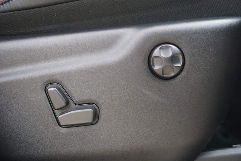 Dodge Durango Vehicle Full-screen Gallery Image 32