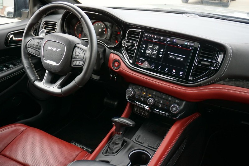 Dodge Durango Vehicle Full-screen Gallery Image 38