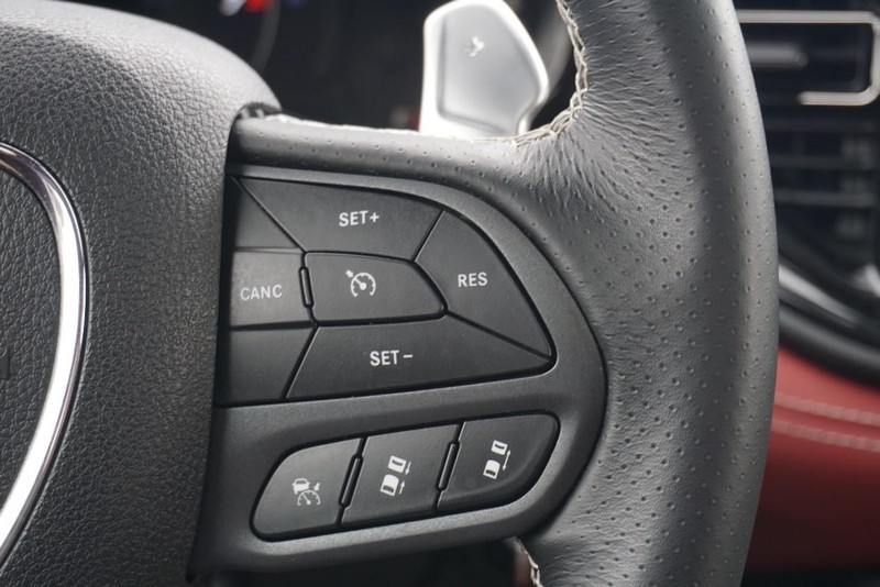 Dodge Durango Vehicle Full-screen Gallery Image 43