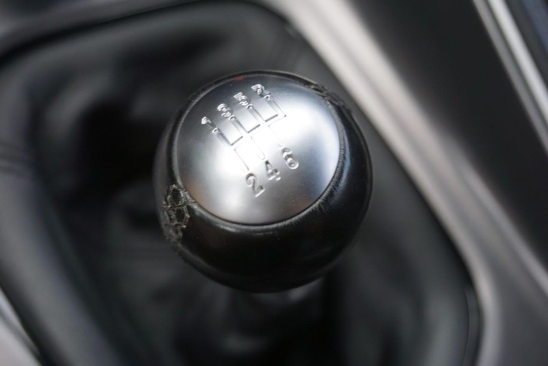 Dodge Challenger Vehicle Full-screen Gallery Image 42