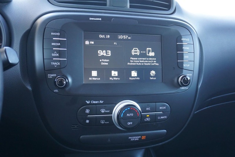 Kia Soul Vehicle Full-screen Gallery Image 39