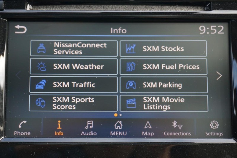 Nissan Rogue Vehicle Full-screen Gallery Image 50