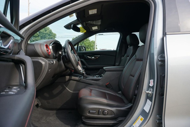 Chevrolet Blazer Vehicle Full-screen Gallery Image 21