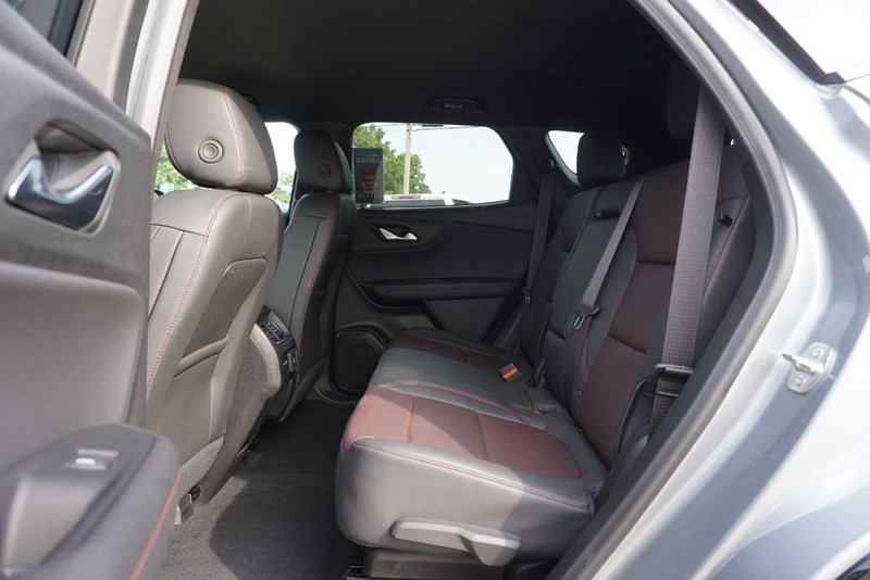 Chevrolet Blazer Vehicle Full-screen Gallery Image 24