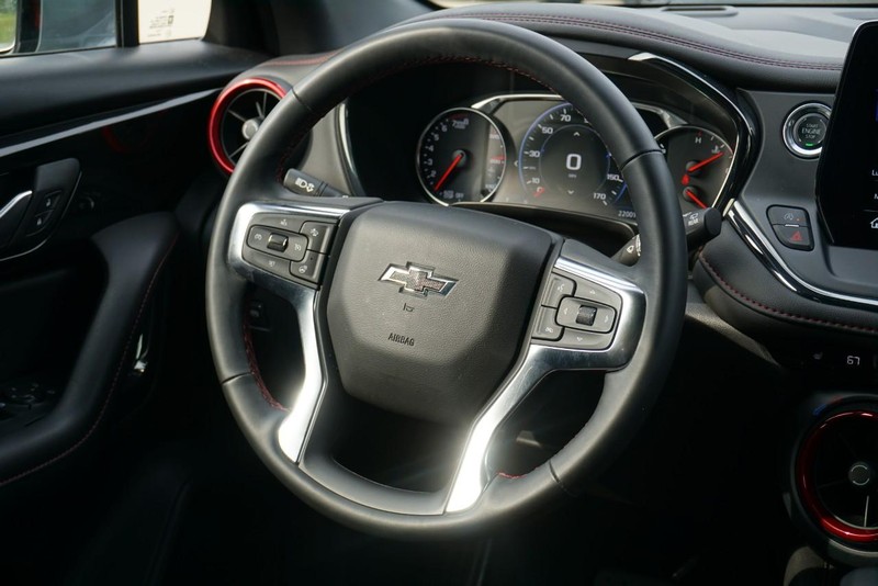 Chevrolet Blazer Vehicle Full-screen Gallery Image 32