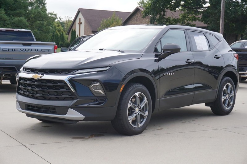 Chevrolet Blazer Vehicle Full-screen Gallery Image 07
