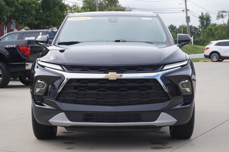 Chevrolet Blazer Vehicle Full-screen Gallery Image 08