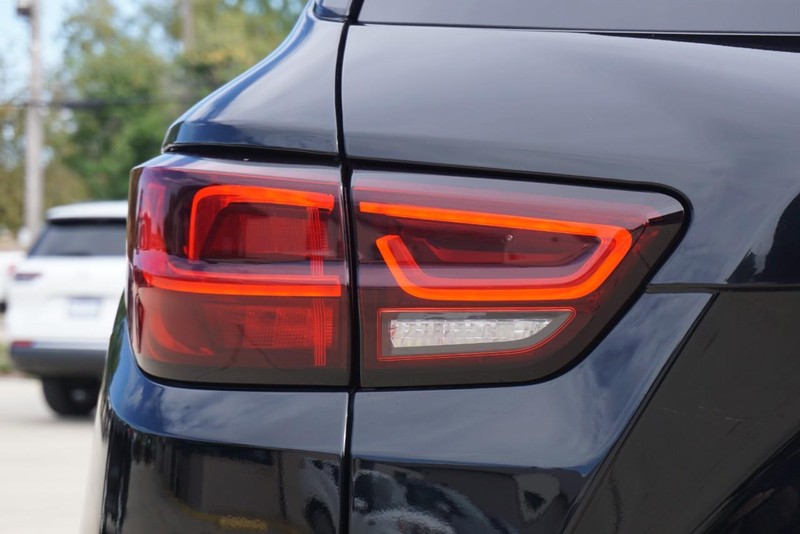 Chevrolet Blazer Vehicle Full-screen Gallery Image 16