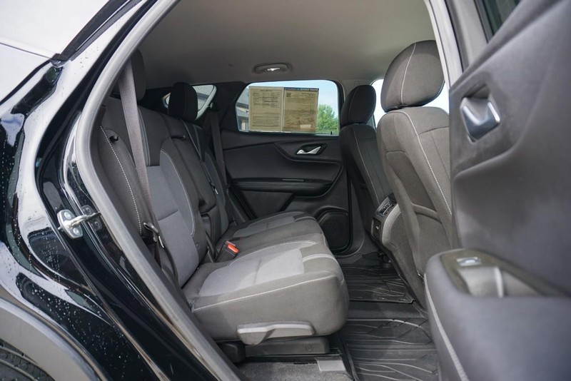 Chevrolet Blazer Vehicle Full-screen Gallery Image 25