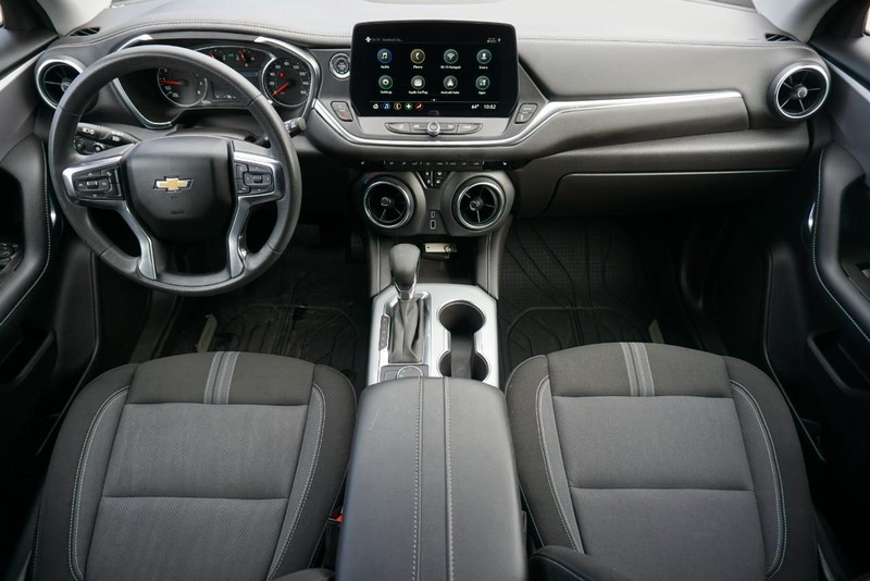Chevrolet Blazer Vehicle Full-screen Gallery Image 29