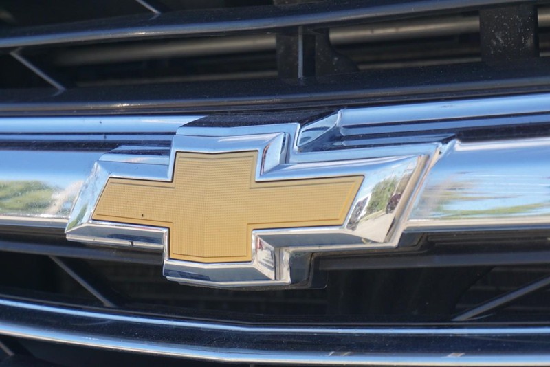Chevrolet Malibu Vehicle Full-screen Gallery Image 11