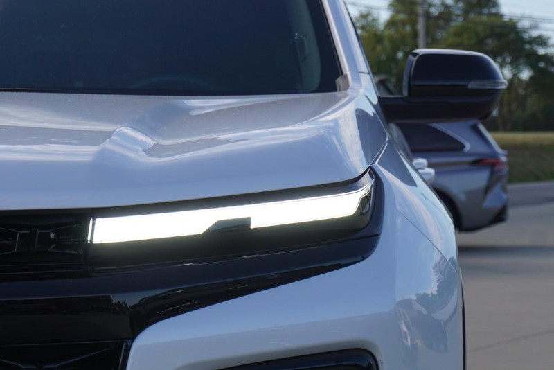 Chevrolet Traverse Vehicle Full-screen Gallery Image 10