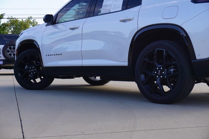 Chevrolet Traverse Vehicle Full-screen Gallery Image 15
