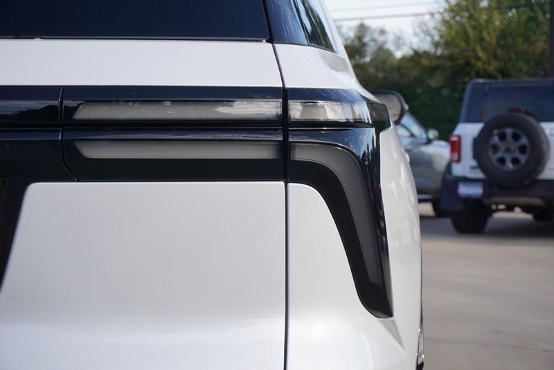Chevrolet Traverse Vehicle Full-screen Gallery Image 19