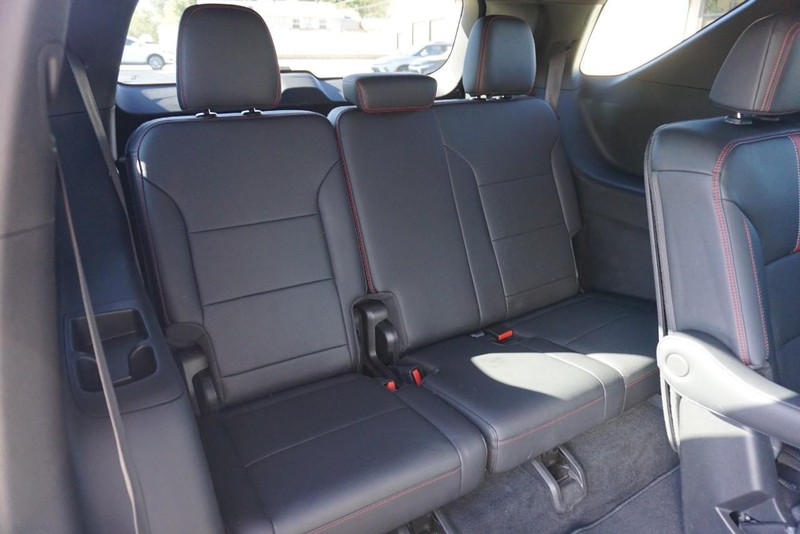Chevrolet Traverse Vehicle Full-screen Gallery Image 31