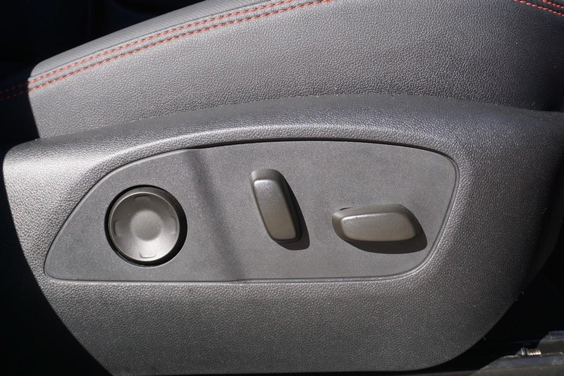 Chevrolet Traverse Vehicle Full-screen Gallery Image 33