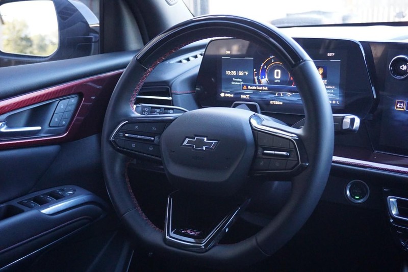 Chevrolet Traverse Vehicle Full-screen Gallery Image 37