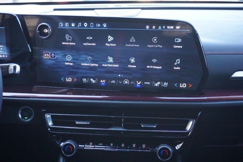 Chevrolet Traverse Vehicle Full-screen Gallery Image 38