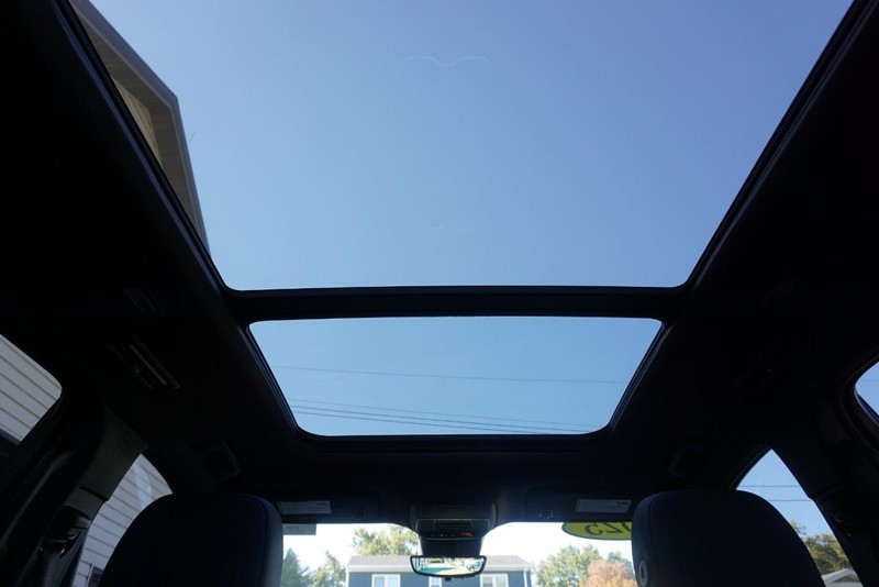 Chevrolet Traverse Vehicle Full-screen Gallery Image 39