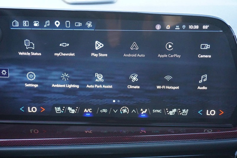 Chevrolet Traverse Vehicle Full-screen Gallery Image 48