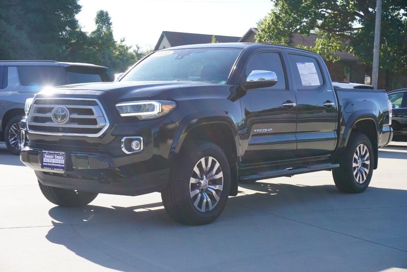 Toyota Tacoma 4WD Vehicle Full-screen Gallery Image 07
