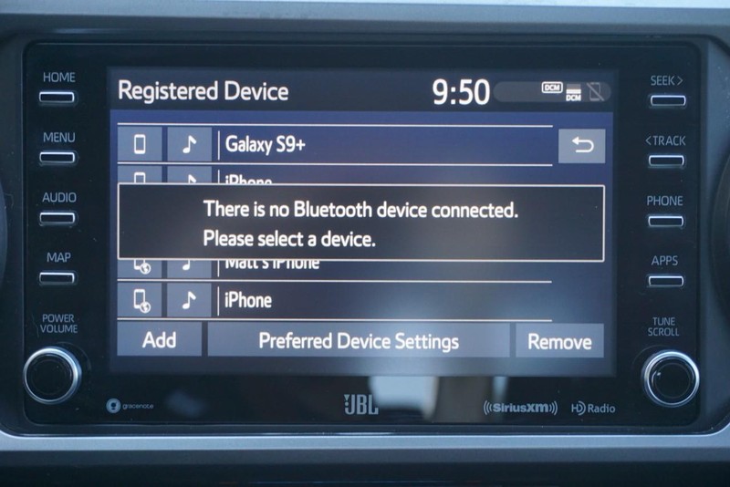 Toyota Tacoma 4WD Vehicle Full-screen Gallery Image 56