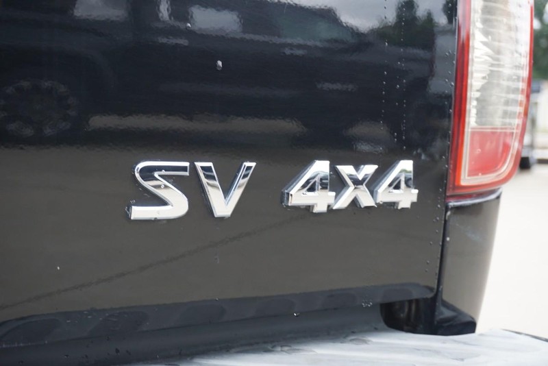 Nissan Frontier Vehicle Full-screen Gallery Image 20