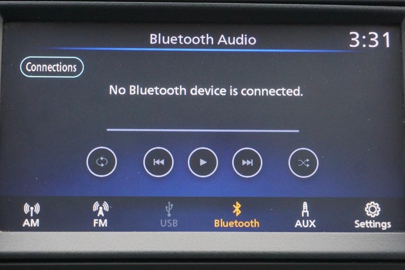 Nissan Frontier Vehicle Full-screen Gallery Image 45