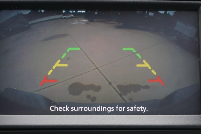 Nissan Frontier Vehicle Full-screen Gallery Image 48