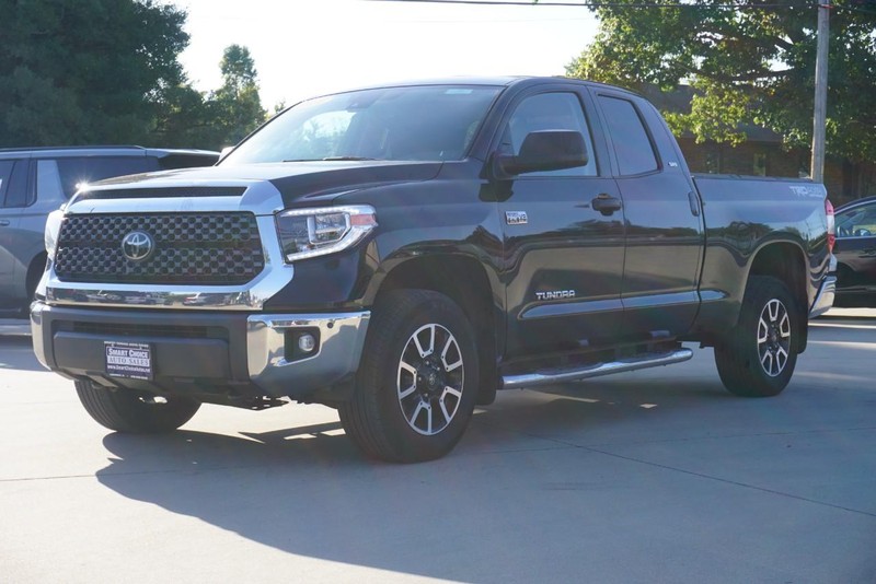 Toyota Tundra 4WD Vehicle Full-screen Gallery Image 07