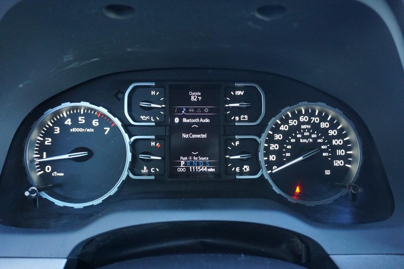 Toyota Tundra 4WD Vehicle Full-screen Gallery Image 40