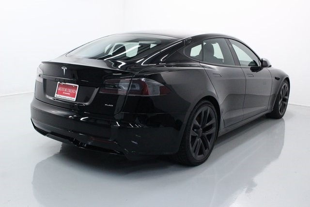 Tesla Model S Thumbnail Image 95