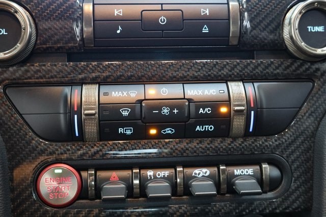 Ford Mustang Thumbnail Image 82