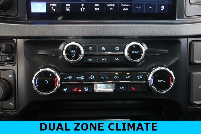 Ford Super Duty F-450 DRW Thumbnail Image 97