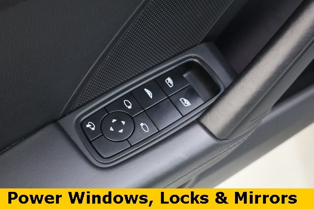 Porsche 911 Thumbnail Image 93
