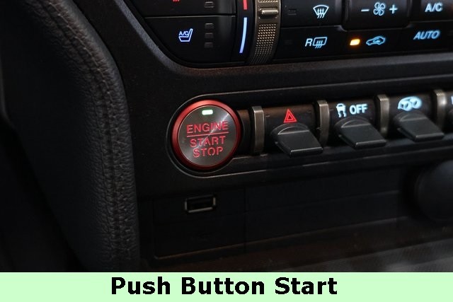 Ford Mustang Thumbnail Image 69