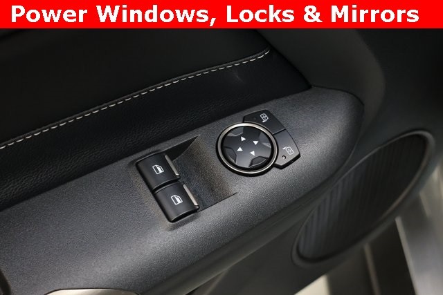 Ford Mustang Thumbnail Image 92