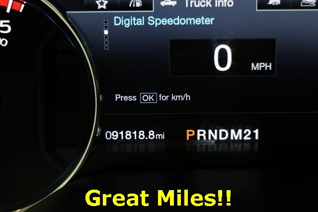 Ford Super Duty F-350 DRW Thumbnail Image 56