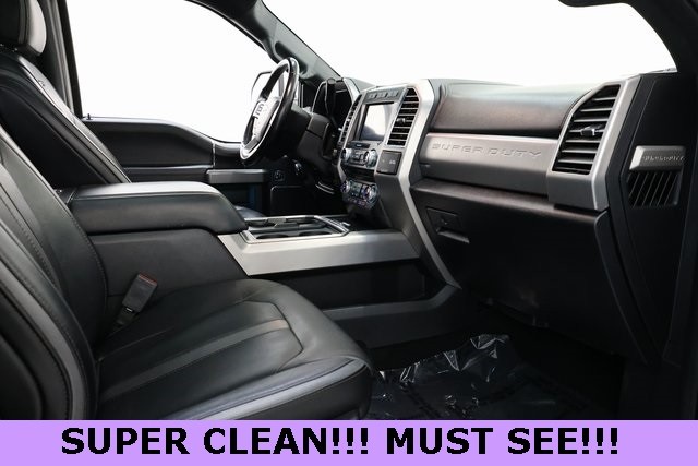 Ford Super Duty F-350 DRW Thumbnail Image 64