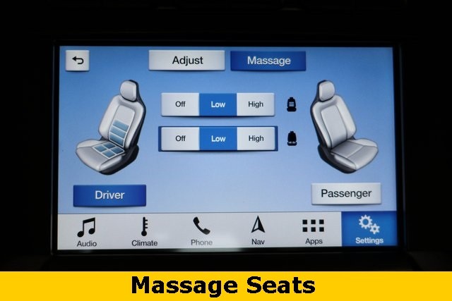 Ford Super Duty F-350 DRW Thumbnail Image 88