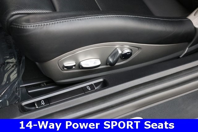 Porsche 911 Thumbnail Image 76