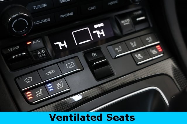 Porsche 911 Thumbnail Image 78