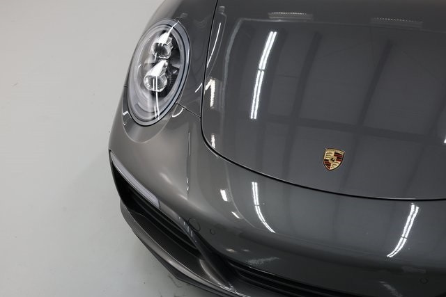 Porsche 911 Thumbnail Image 95