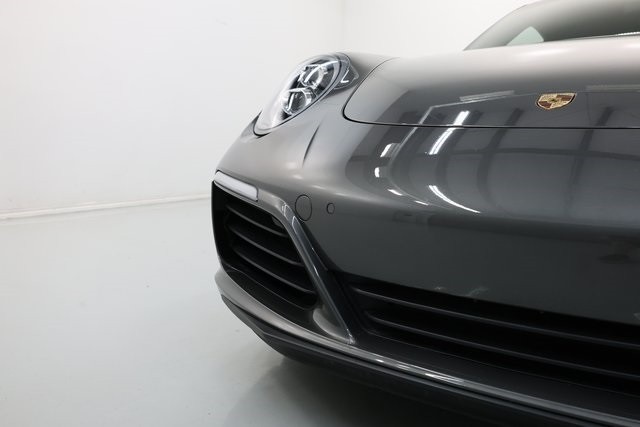 Porsche 911 Thumbnail Image 99