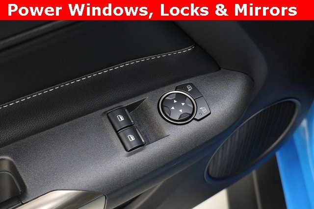 Ford Mustang Thumbnail Image 94