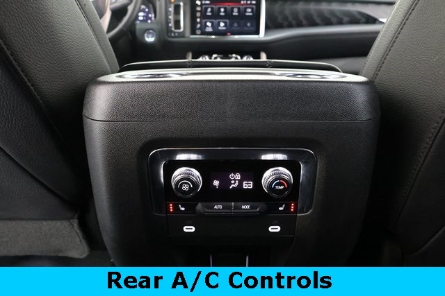 GMC Yukon Thumbnail Image 84