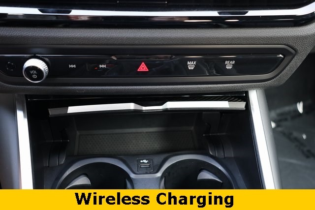BMW M2 Thumbnail Image 93