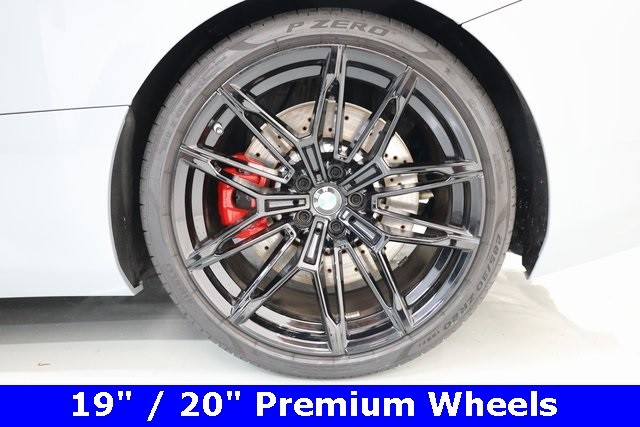 BMW M2 Thumbnail Image 98