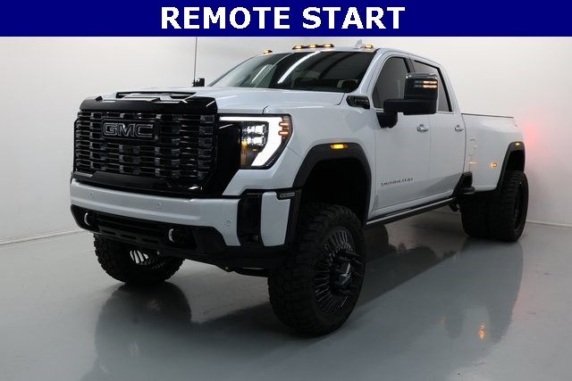 GMC Sierra 3500HD Thumbnail Image 80